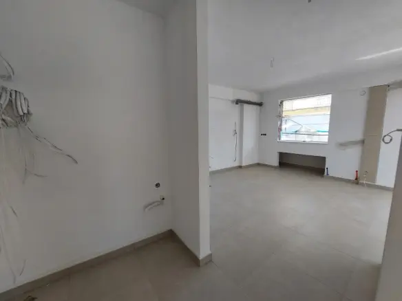 3-bedroom Flat In Toumpa, Greece (108 M²)