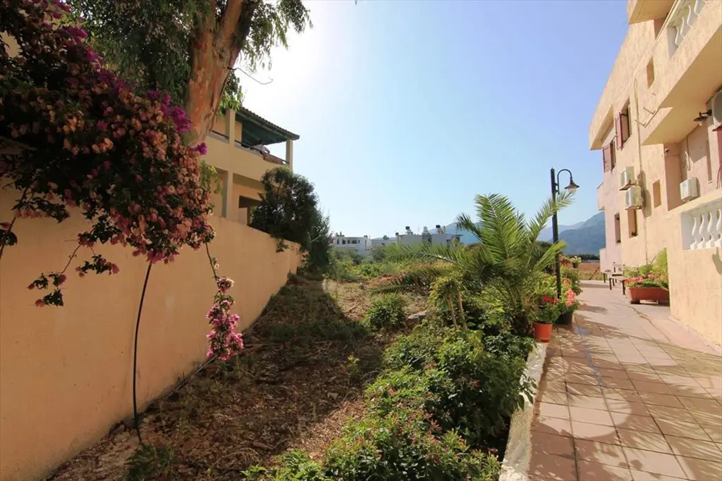 Land Of 3000 M² In Crete