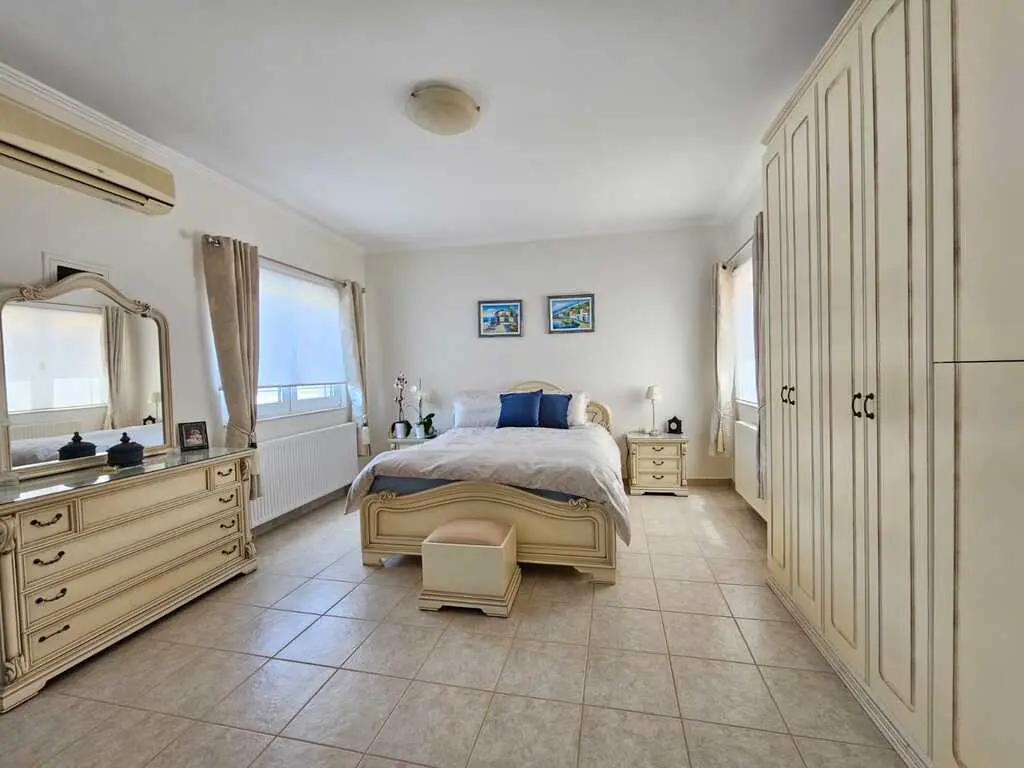 Villa Of 200 M² In Crete