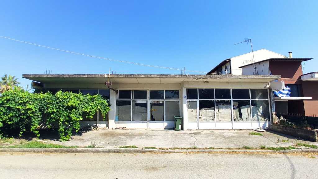 Business Of 240 M² On The Olympic Coast