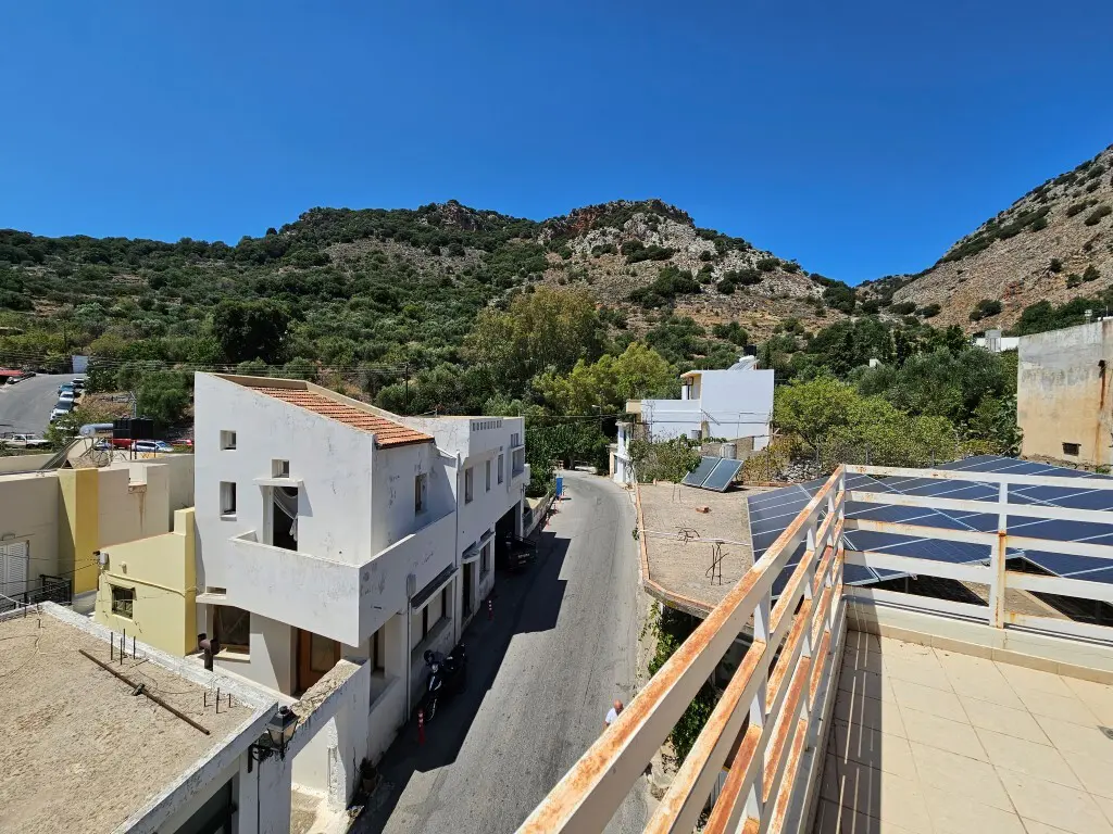 Maisonette Of 200 M² In Crete