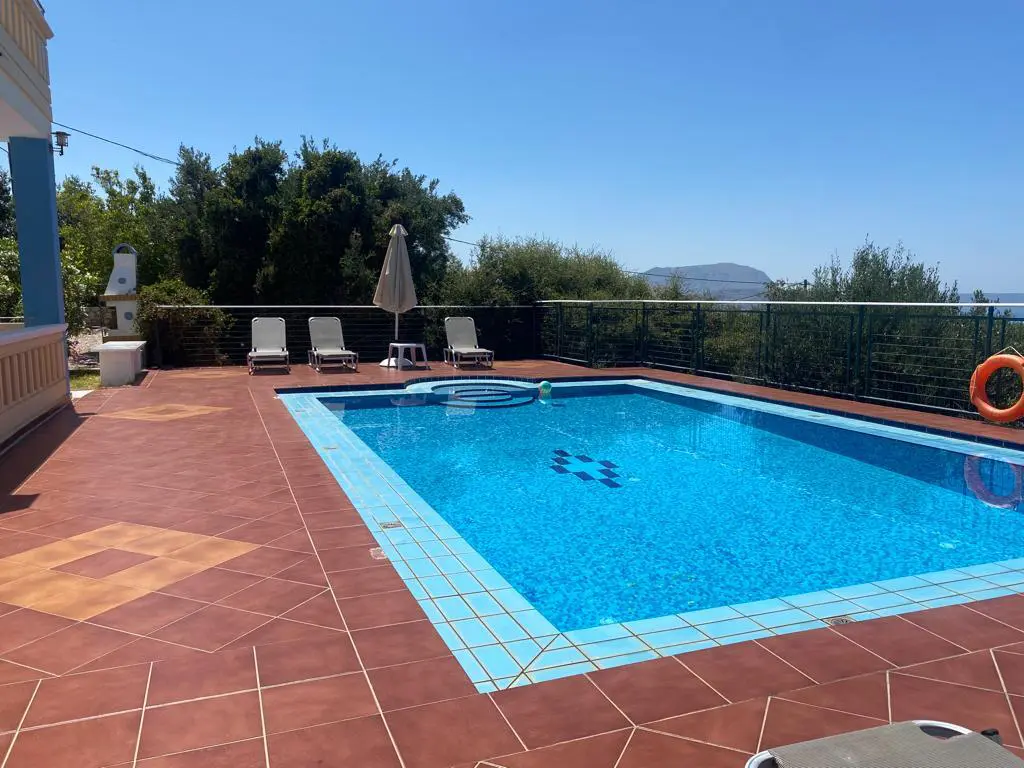 Villa Of 100 M² In Crete