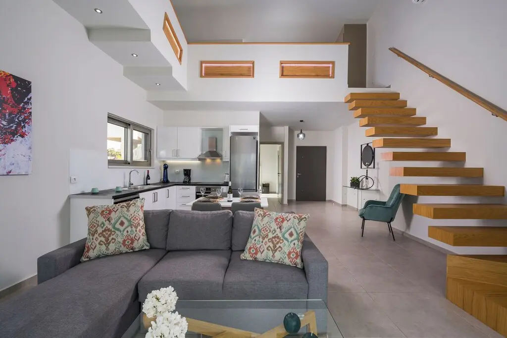 Business Of 500 M² In Crete