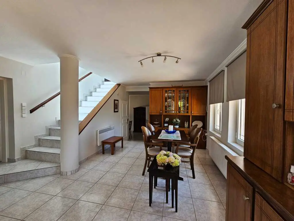 Villa Of 200 M² In Crete