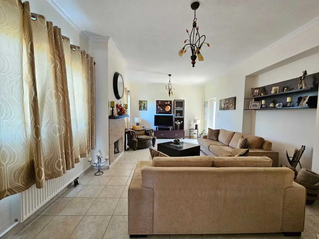 Villa Of 200 M² In Crete
