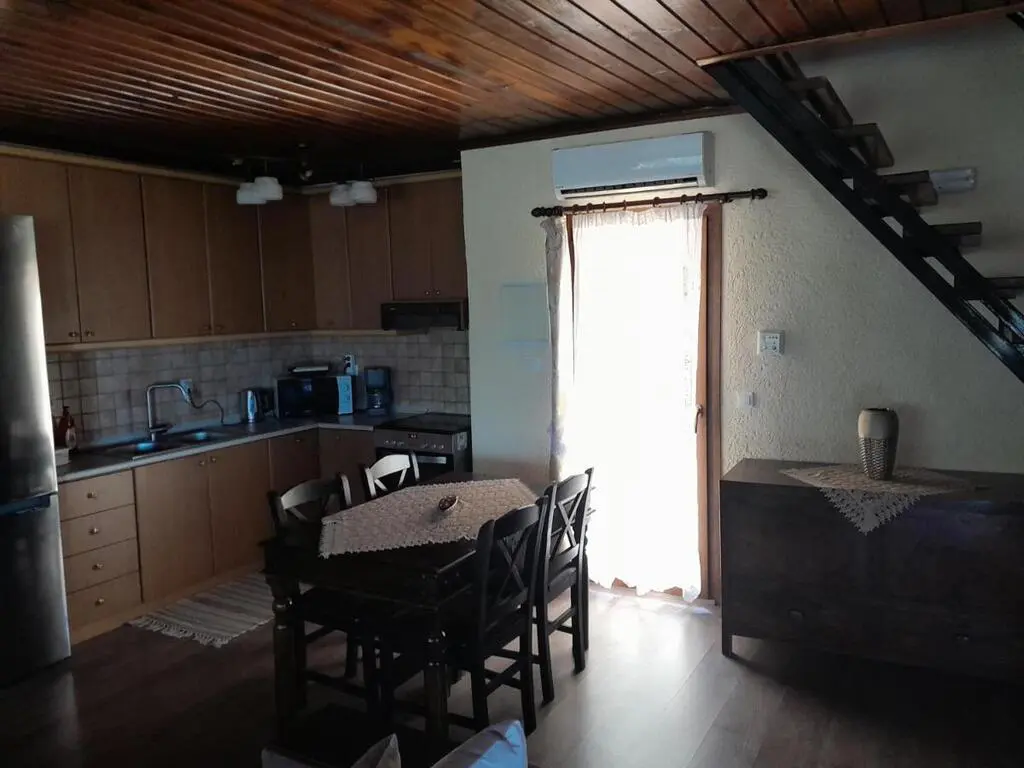 Detached House Of 190 M² With Olympic Coast Views