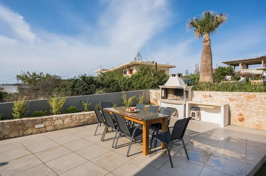 Business Of 500 M² In Crete