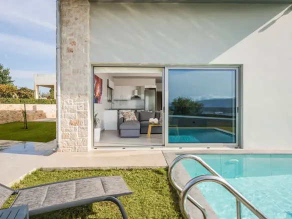 Business Of 500 M² In Crete