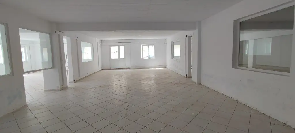 For Sale Building 938 M² In Corfu
