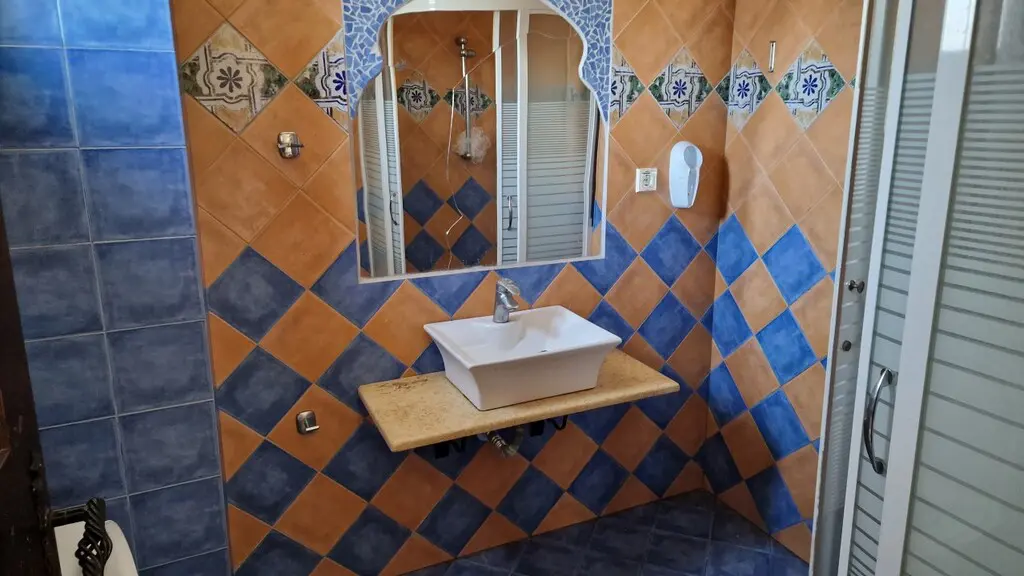 For Sale Hotel 3219 M² In North Greece