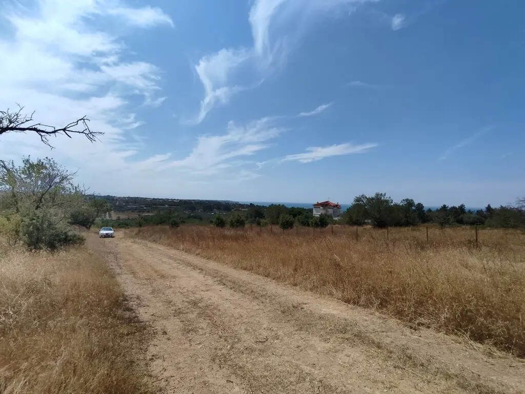 Land Of 4800 M² In The Suburbs Of Thessaloniki