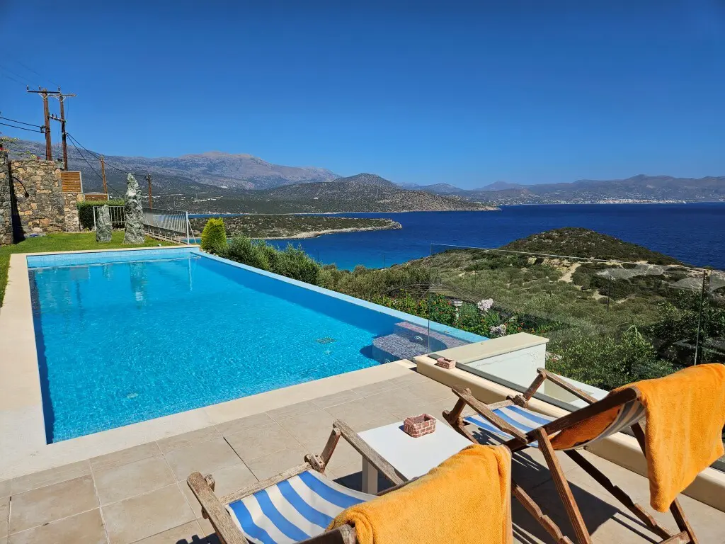 For Sale Villa 275 M² In Crete