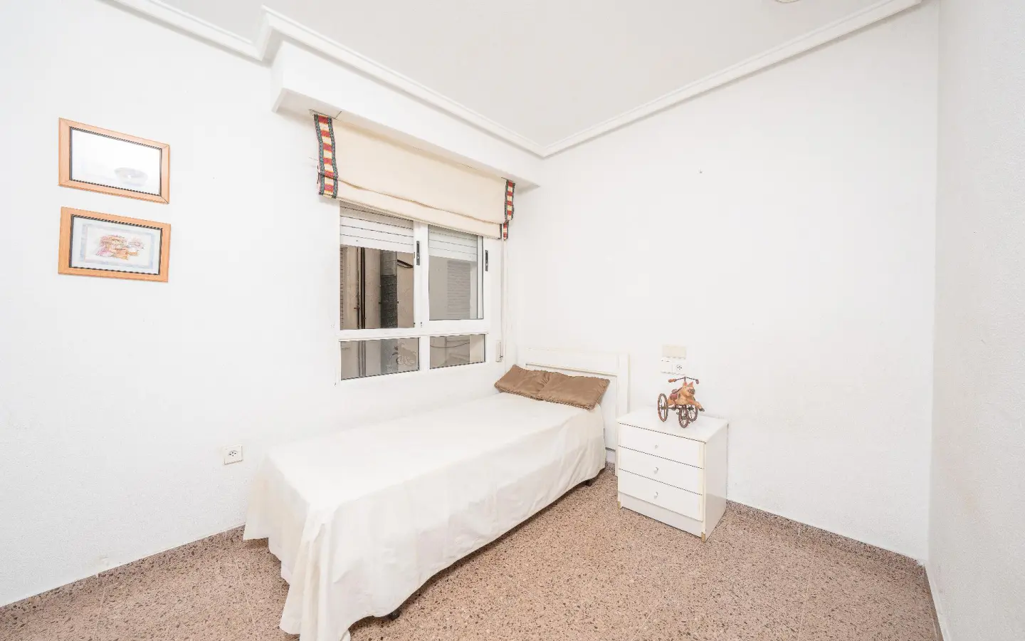 3-bedroom Flat In Elche, Spain (96 M²)