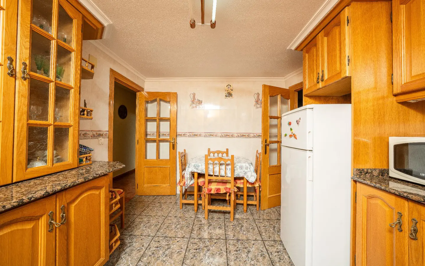3-bedroom Flat In Elche, Spain (113 M²)