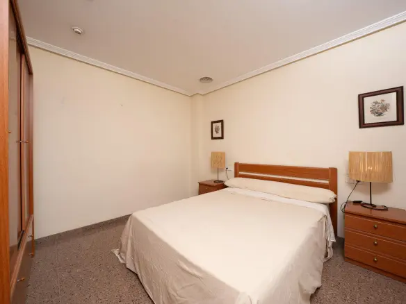 3-bedroom Flat In Elche, Spain (96 M²)