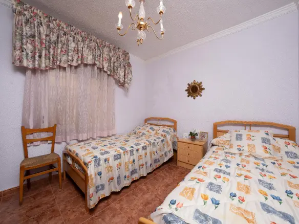 3-bedroom Flat In Elche, Spain (113 M²)