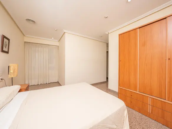 3-bedroom Flat In Elche, Spain (96 M²)