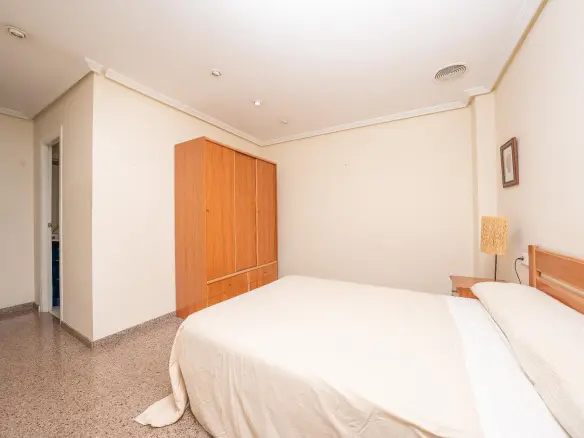 3-bedroom Flat In Elche, Spain (96 M²)