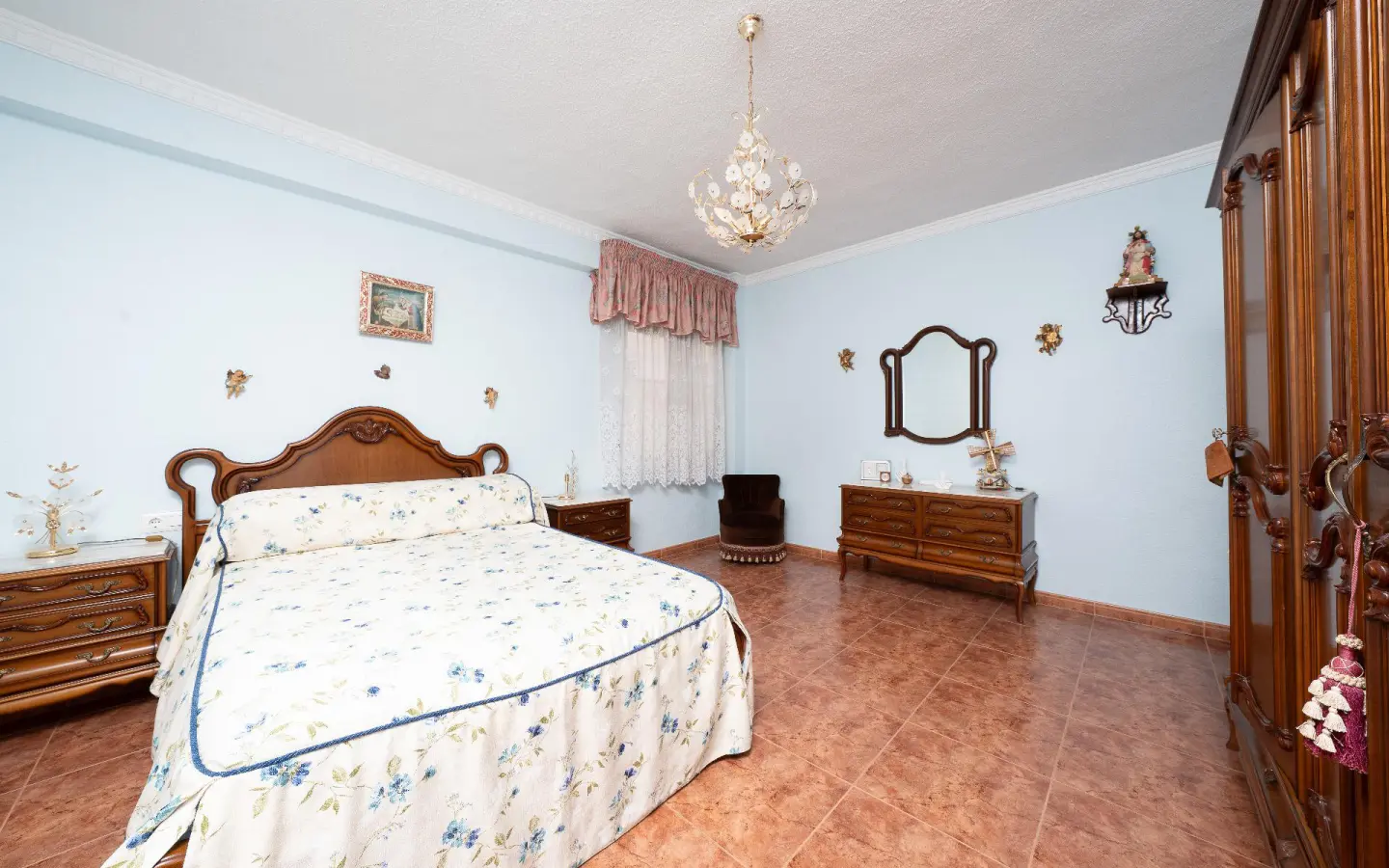 3-bedroom Flat In Elche, Spain (113 M²)