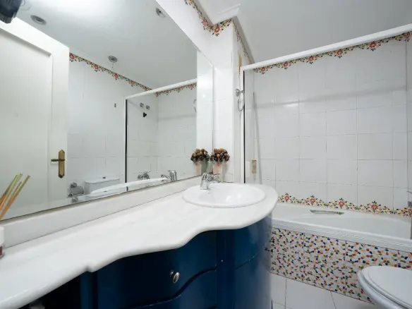 3-bedroom Flat In Elche, Spain (96 M²)