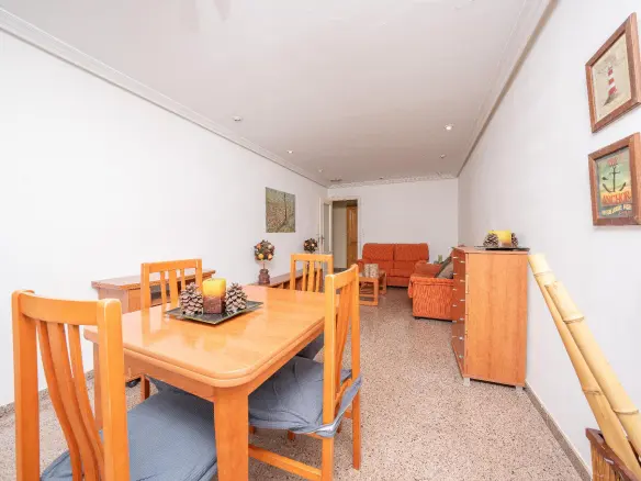 3-bedroom Flat In Elche, Spain (96 M²)