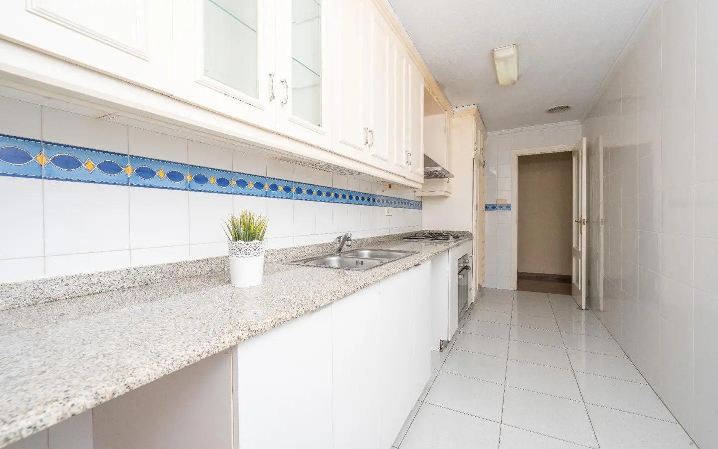 3-bedroom Flat In Elche, Spain (96 M²)