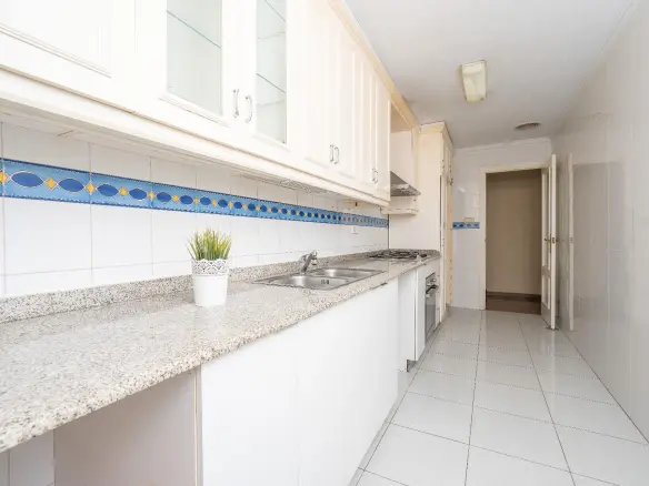 3-bedroom Flat In Elche, Spain (96 M²)