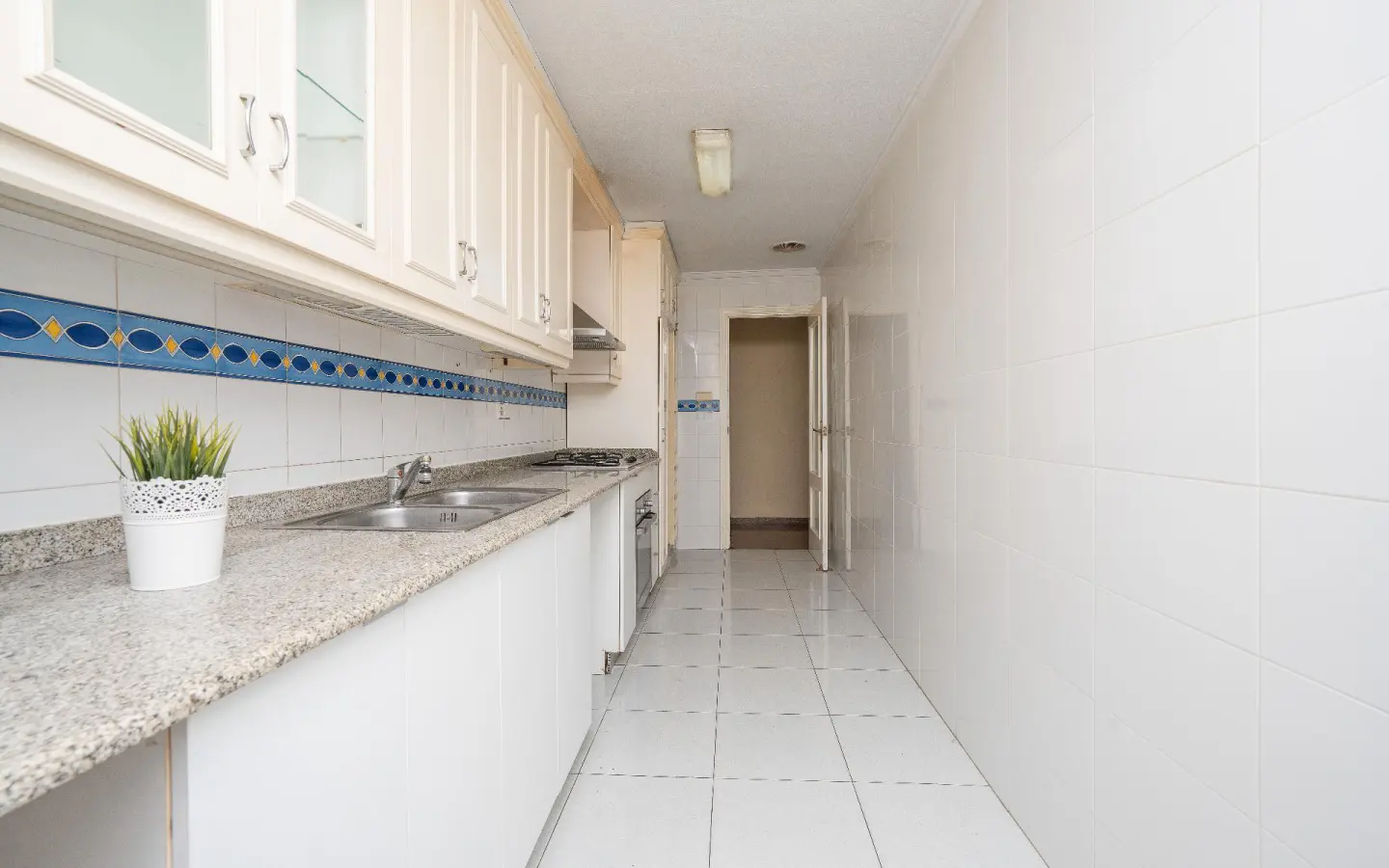 3-bedroom Flat In Elche, Spain (96 M²)