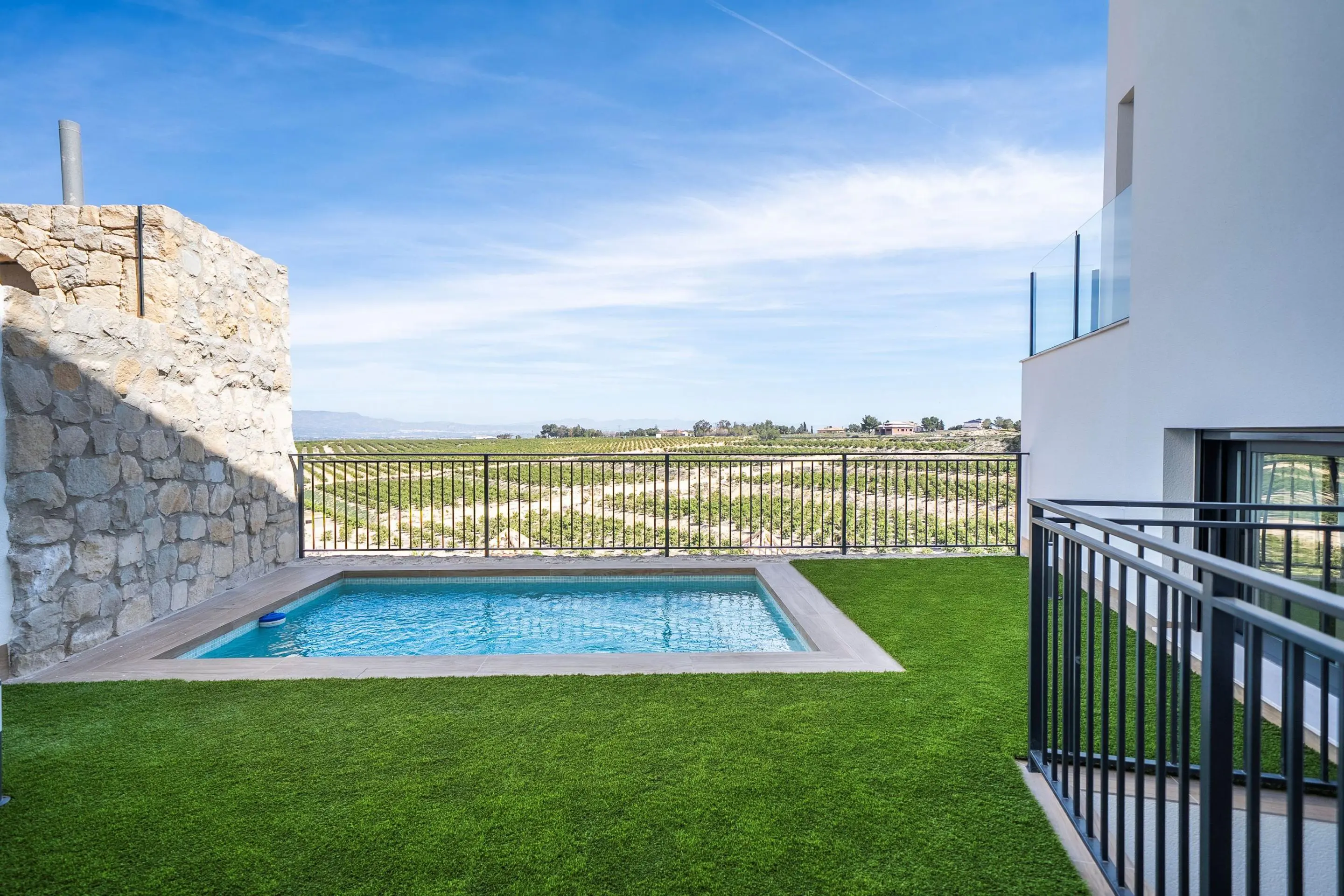 Terraced House Of 276 M² In Algorfa
