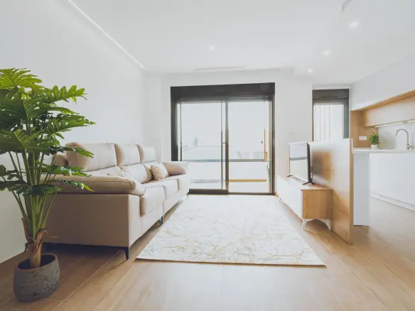 3-bedroom Apartment In Redovan, Spain (98 M²)