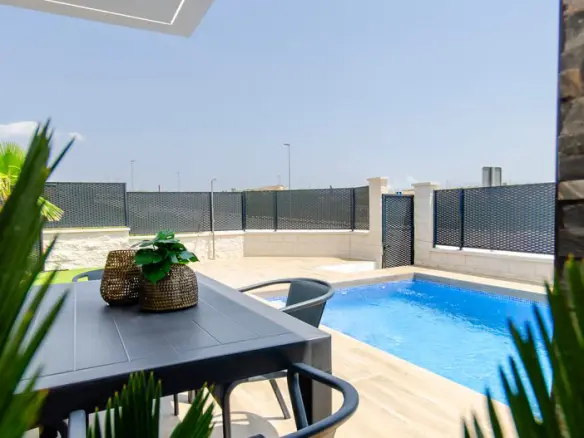 3-bedroom Terraced House In Orihuela, Spain (116 M²)