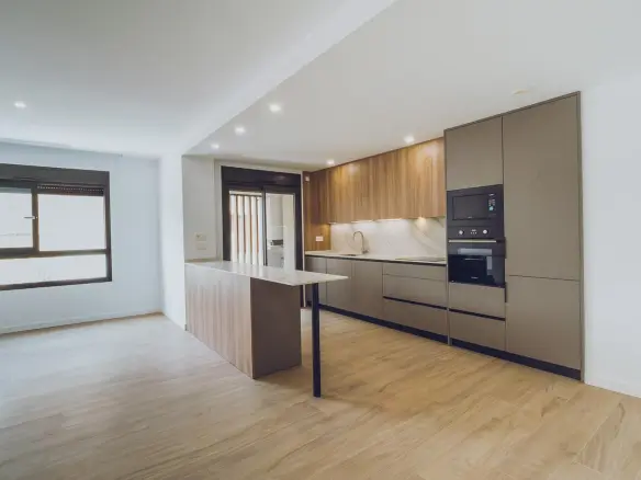 3-bedroom Apartment In Redovan, Spain (98 M²)