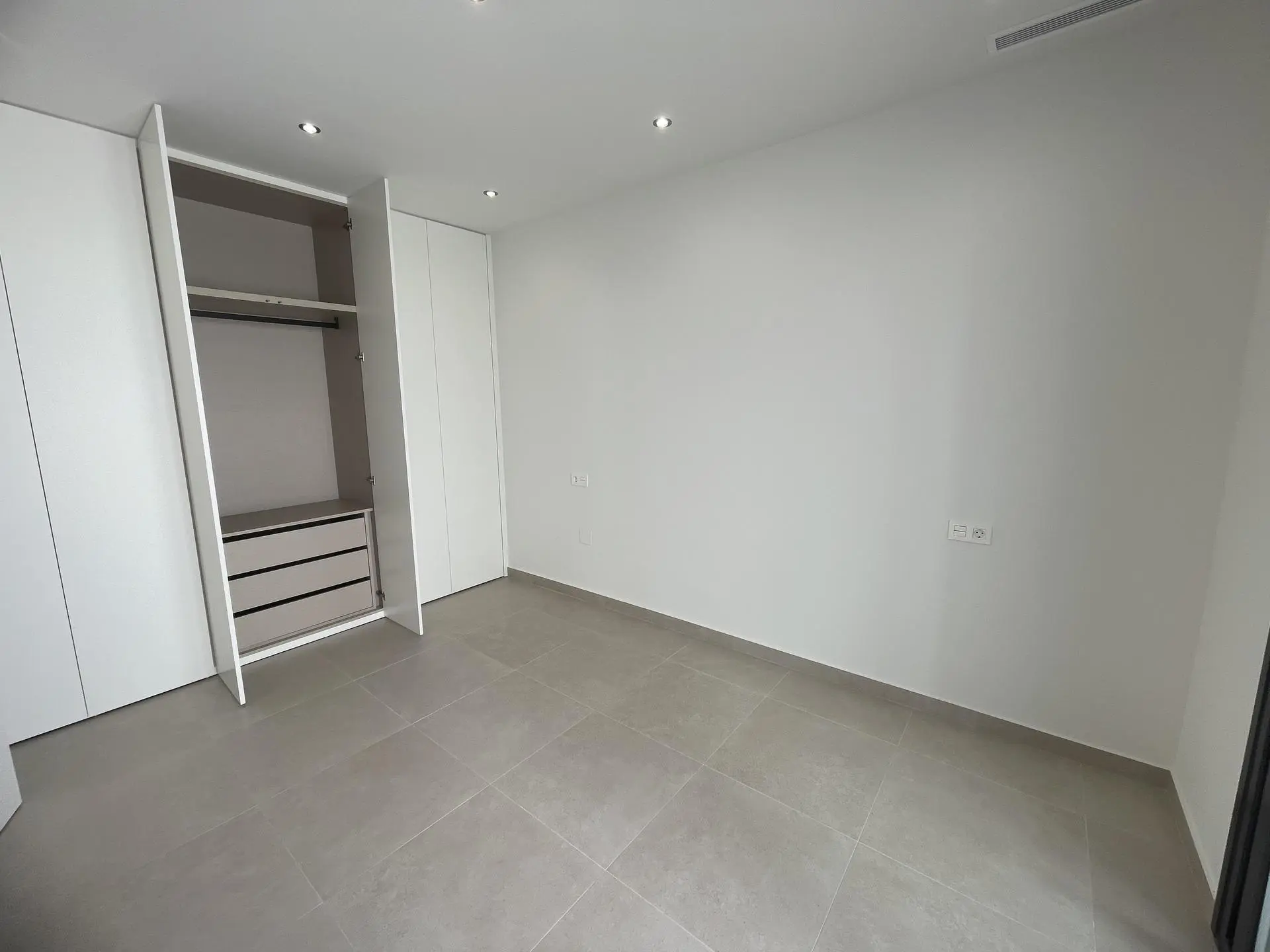 Villa Of 134 M² In Almoradi, Spain