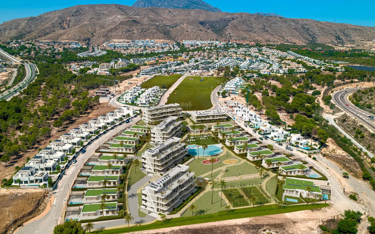 3-bedroom Apartment In Finestrat, Spain (122 M²)