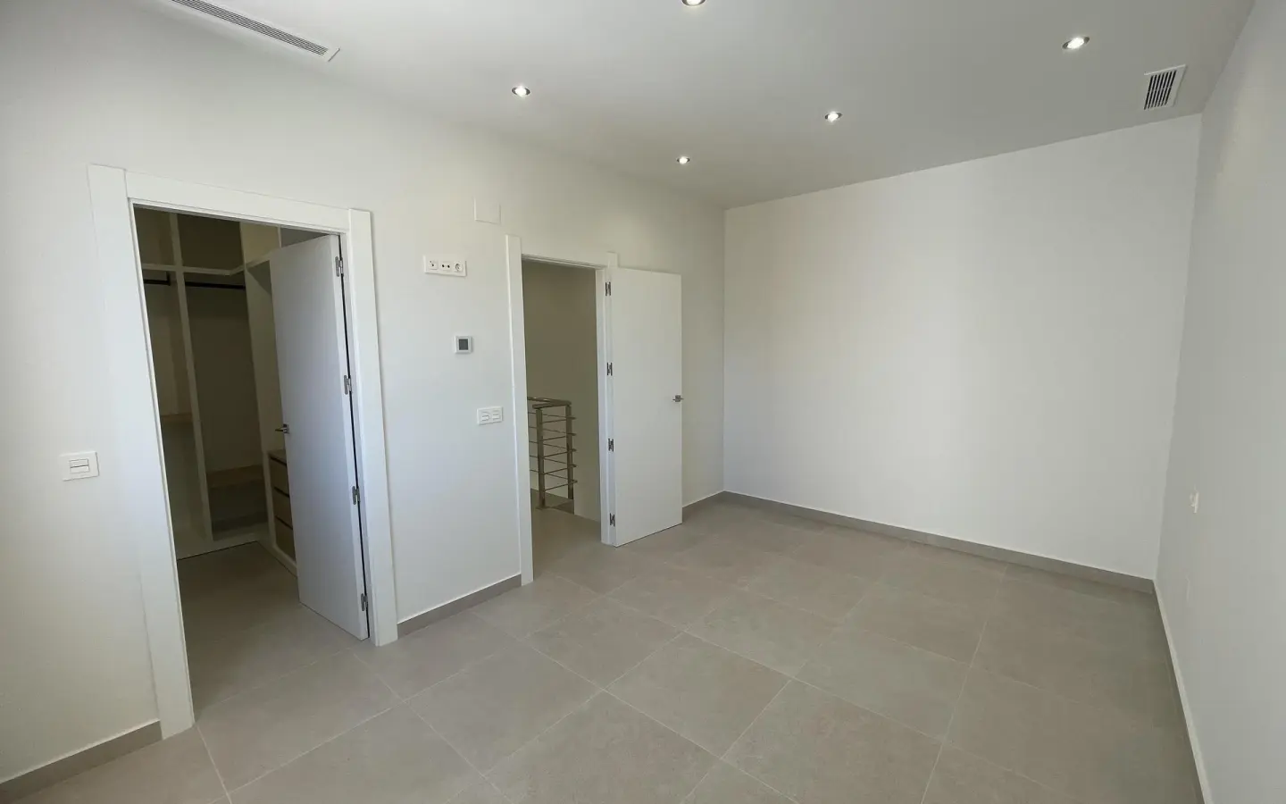 3-bedroom Villa In Almoradi, Spain (134 M²)