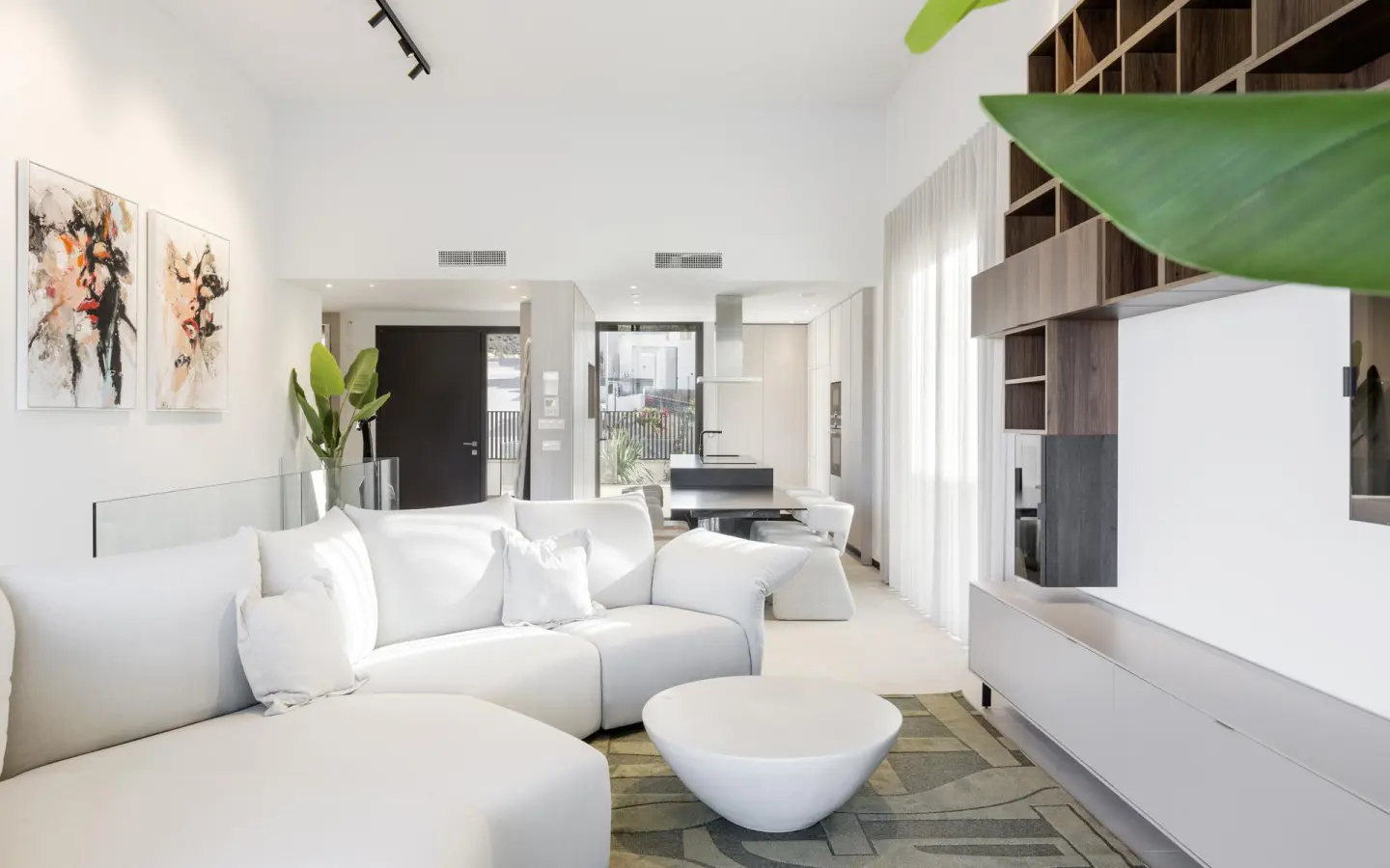 Villa Of 139 M² With No Specific Features In Algorfa