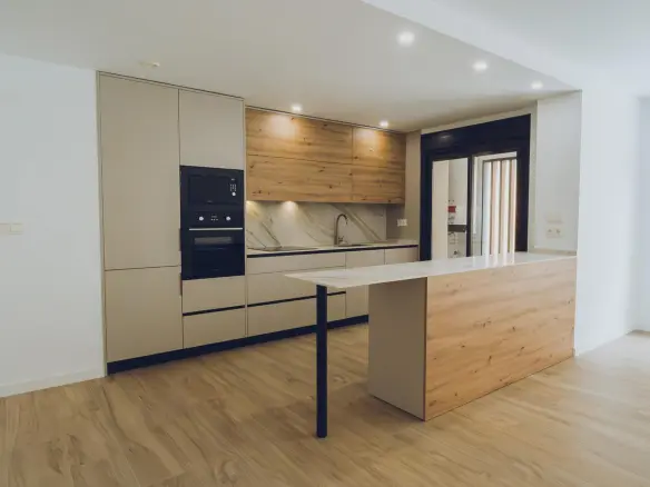 3-bedroom Apartment In Redovan, Spain (98 M²)