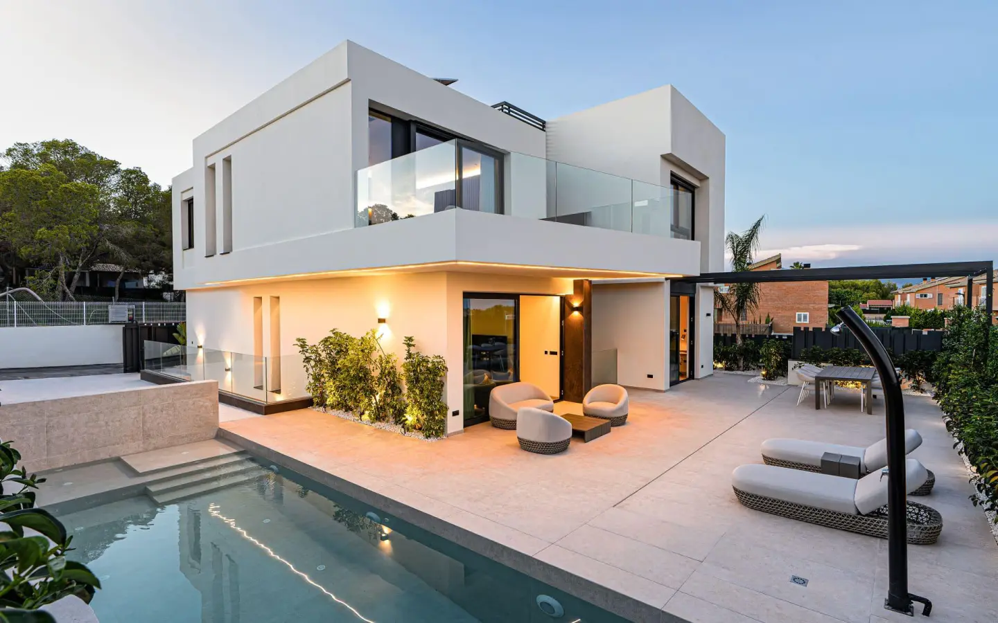 4-bedroom Villa In La Nucía, Spain (342 M²)