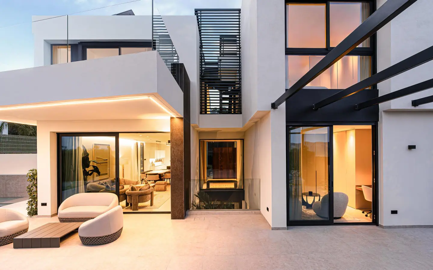 4-bedroom Villa In La Nucía, Spain (342 M²)