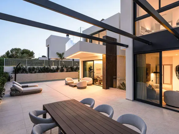 4-bedroom Villa In La Nucía, Spain (342 M²)