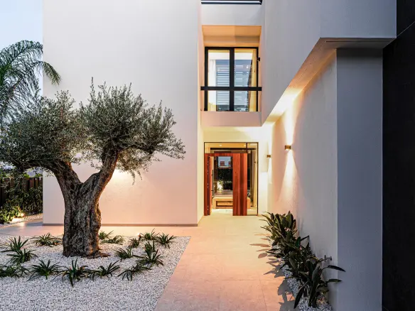 4-bedroom Villa In La Nucía, Spain (342 M²)