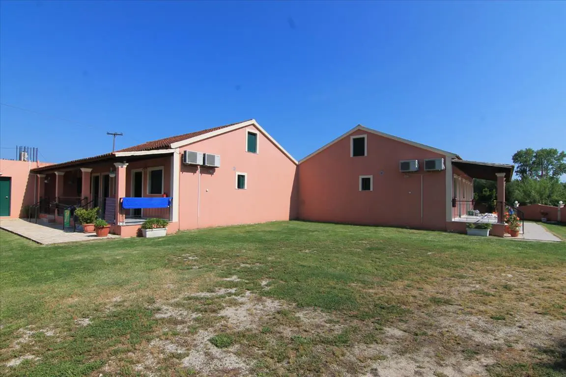 Hotel Of 385 M² In Corfu
