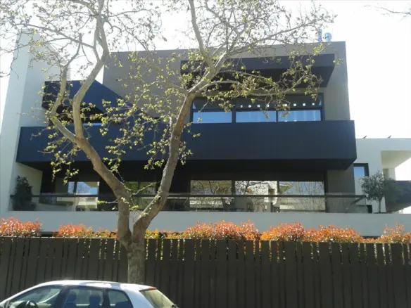 3-bedroom Flat In Kifissia, Greece (200 M²)