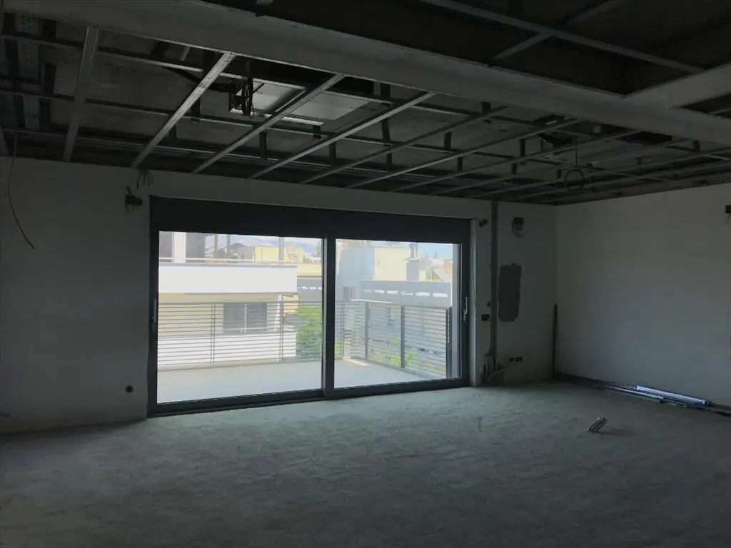 Flat Of 162 M² In Athens