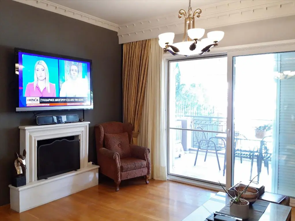 Detached House Of 450 M² In Athens