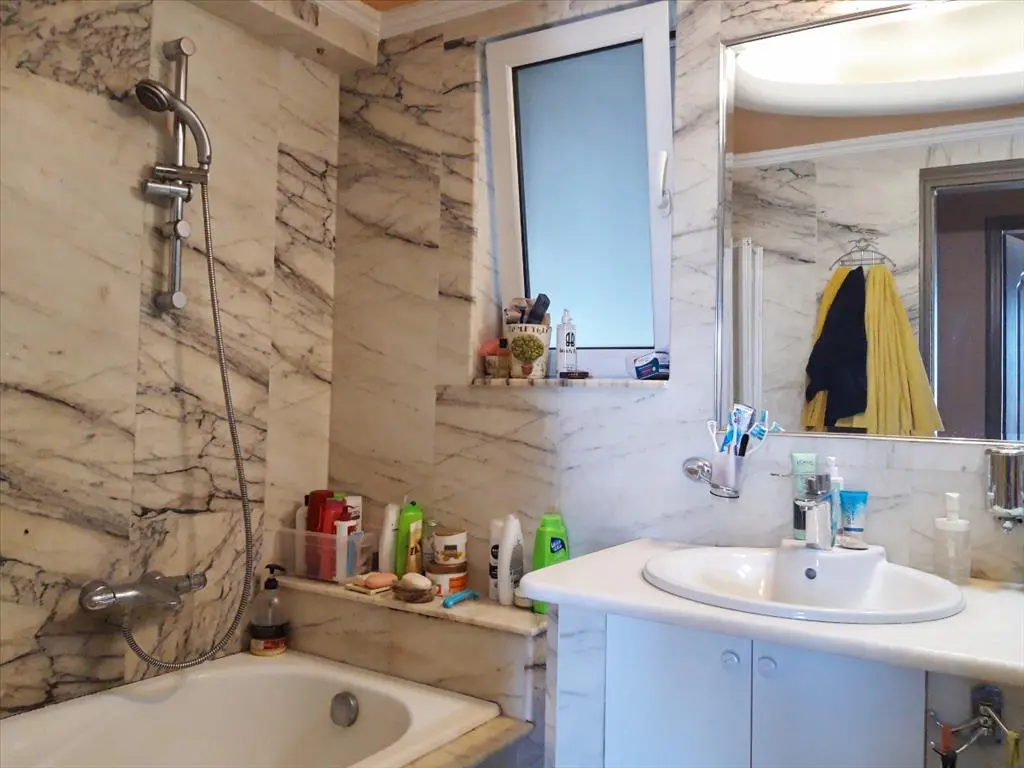 Detached House Of 450 M² In Athens