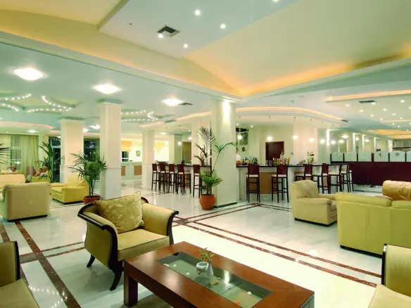 Hotel In Kolimvari, Greece (8.500 M²)