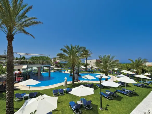 Hotel In Kolimvari, Greece (8.500 M²)