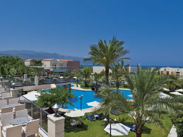 Hotel In Kolimvari, Greece (8.500 M²)
