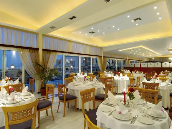 Hotel In Kolimvari, Greece (8.500 M²)